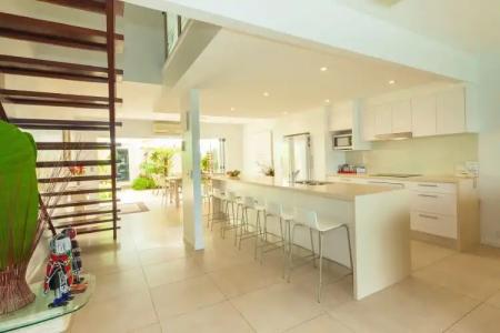 Noosa Entrance Waterfront Resort - 10