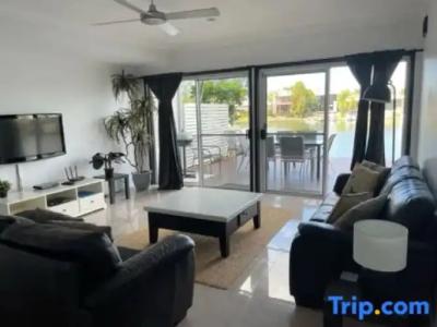 Noosa Entrance Waterfront Resort - 314