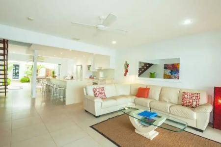 Noosa Entrance Waterfront Resort - 12