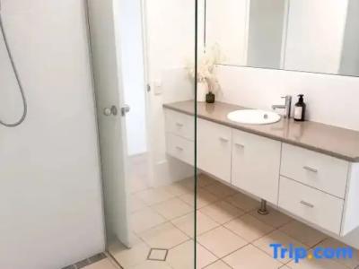 Noosa Entrance Waterfront Resort - 64