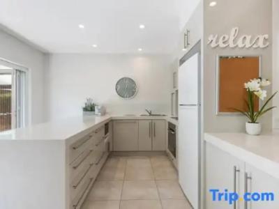 Noosa Entrance Waterfront Resort - 145