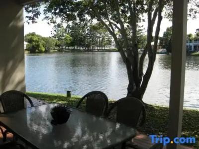 Noosa Entrance Waterfront Resort - 322