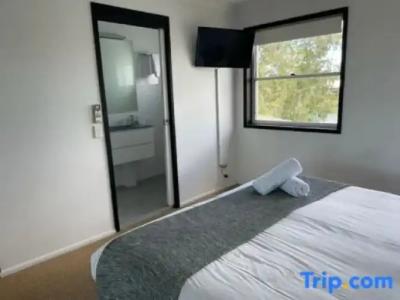 Noosa Entrance Waterfront Resort - 283