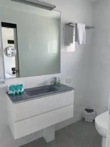 Noosa Entrance Waterfront Resort - 123