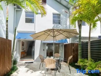 Noosa Entrance Waterfront Resort - 292