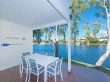 3 Bedrooms Deluxe room with water view