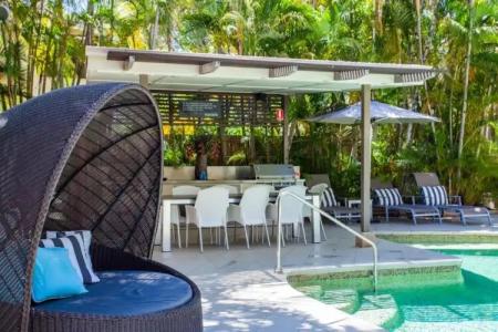 Noosa Tropicana - 72