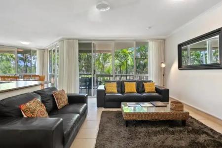 Noosa Tropicana - 168