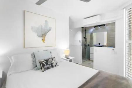 Noosa Tropicana - 53