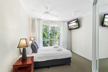 Noosa Tropicana - 201