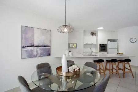 Noosa Tropicana - 219