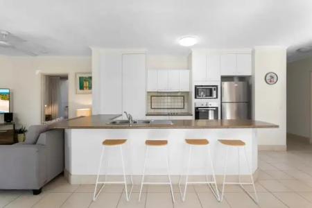 Noosa Tropicana - 23