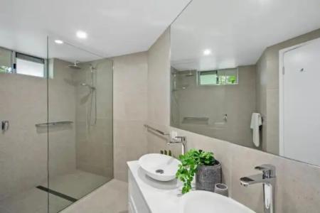 Noosa Tropicana - 226