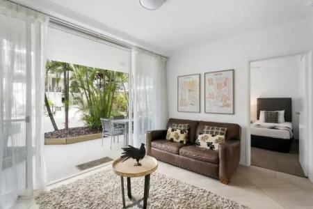 Noosa Tropicana - 128