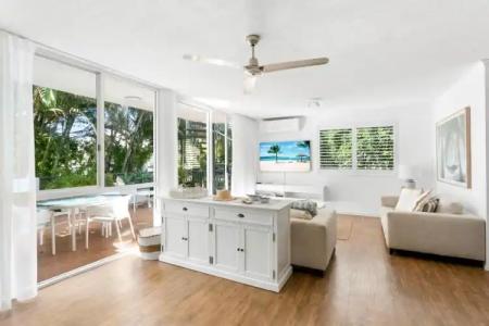 Noosa Tropicana - 41