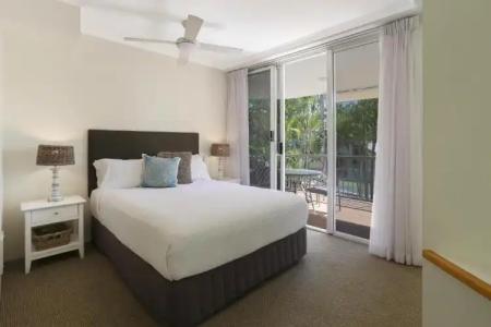 Noosa Tropicana - 115