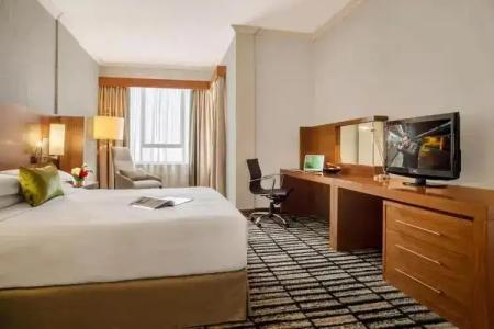 Jumeira Rotana - 109