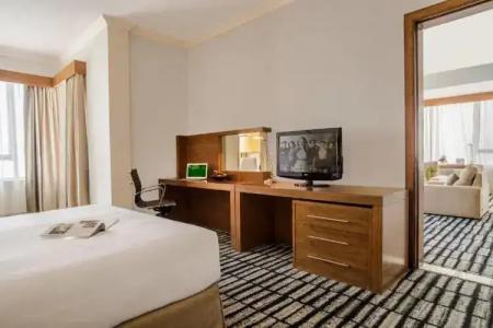 Jumeira Rotana - 110