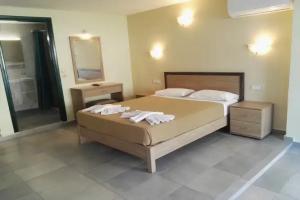 Epis Hotel, Agia Marina