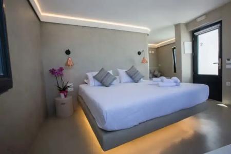 Chic Santorini - 104