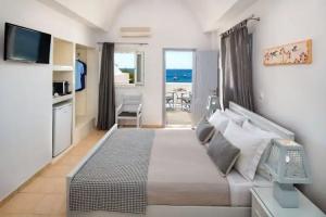 Akrotiri Hotel, Akrotiri