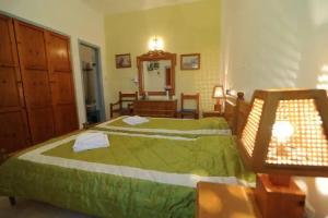 Akrotiri Hotel, Akrotiri