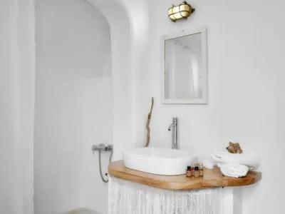 Finikia Memories - 37