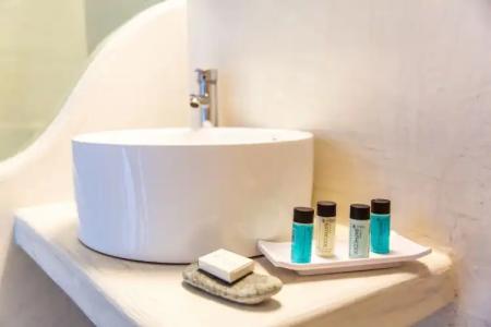 Pearl on the Cliff & Suites by Pearl Collection - 36