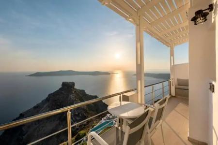 Pearl on the Cliff & Suites by Pearl Collection - 60