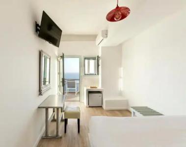 Pearl on the Cliff & Suites by Pearl Collection - 58