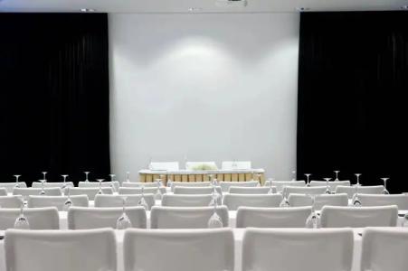 9 Muses Santorini Resort - 18