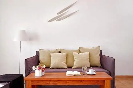 Manos Small World - 42