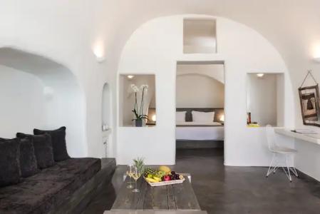 Andronis Boutique - 14