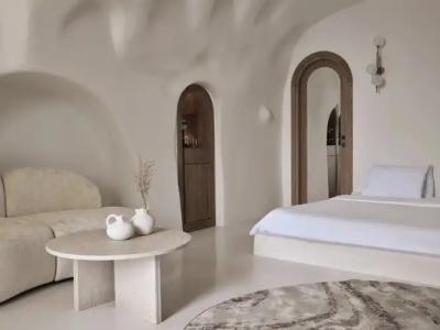 Andronis Boutique - 1