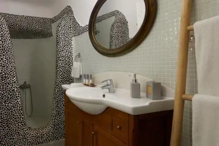 Suites of the Gods Cave Spa - 88