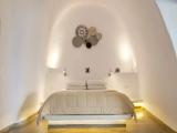Gods Divine Indoor Pool with Hot Tub Double Suite with Caldera View