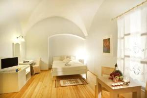 Messaria - Hotels