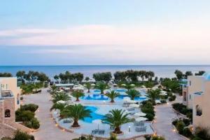 Santo Miramare Beach Resort, Perivolos