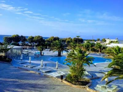 Santo Miramare Beach Resort - 10