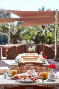 Santo Miramare Beach Resort - 18