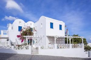 Loizos Stylish Residences, Fira