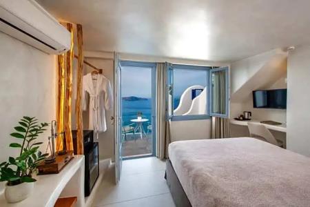 Athina Luxury Suites - 40