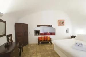 Pantelia Suites, Fira