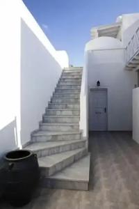 Philippion Boutique - 15