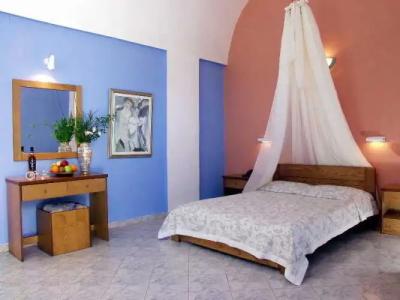 Philippion Boutique - 28