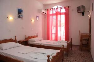 Santa Irini Hotel, Perissa