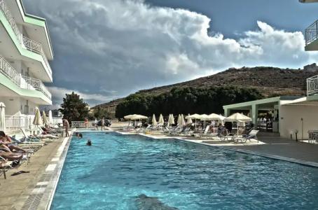 Chrissy's Paradise - 17