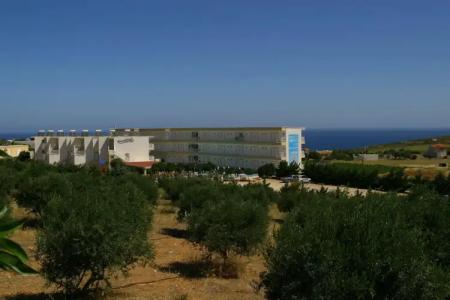 Chrissy's Paradise - 23