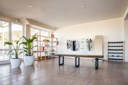 Chrissy's Paradise - 12