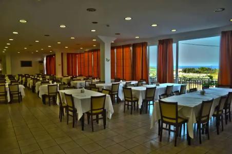 Chrissy's Paradise - 28